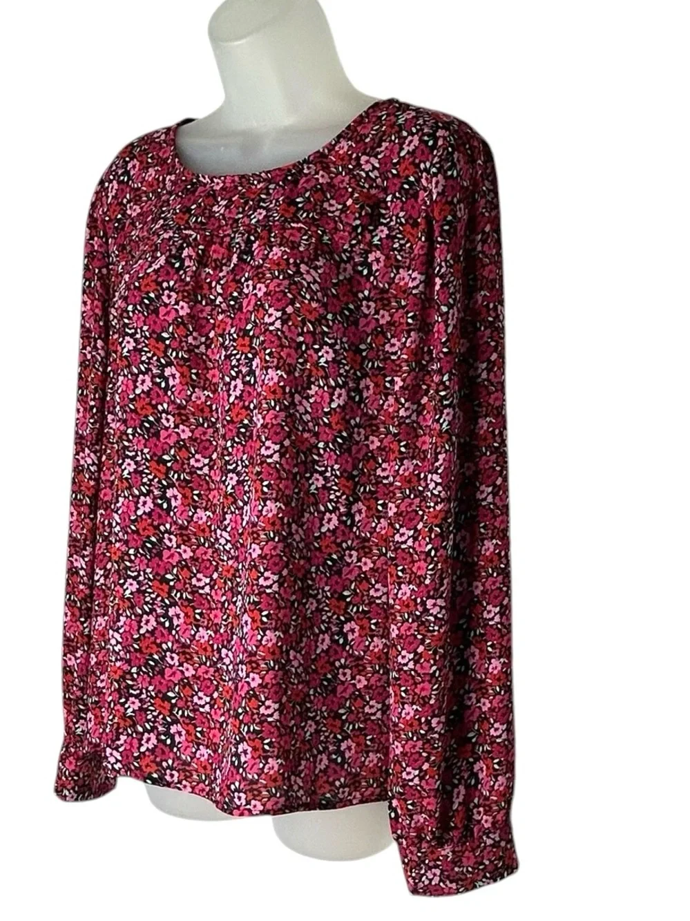 J CREW Factory Women L Pink Red Floral Flowers on Black Long Sleeve Blouse Top.